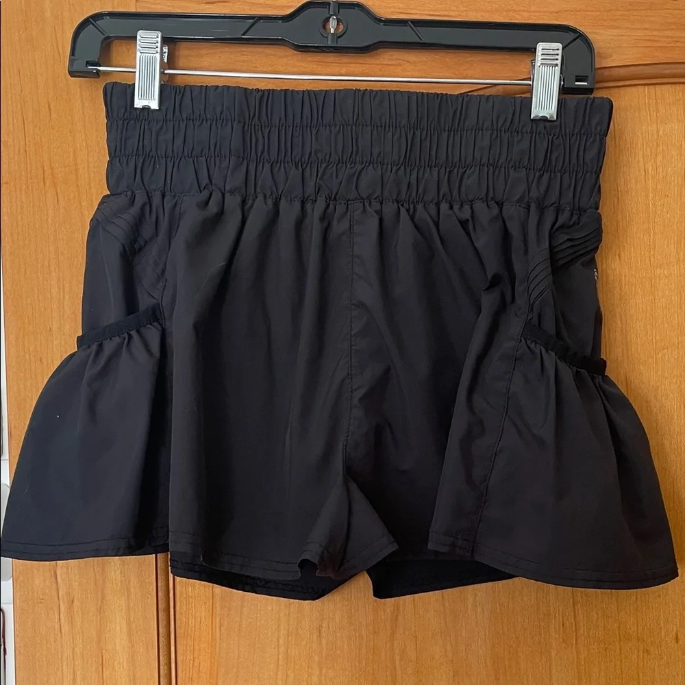 Free People Movement Black Women's Shorts Built In Panty Medium - Picture 3 of 10